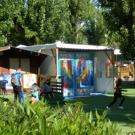 Camping Les Sables Du Midi Campsite