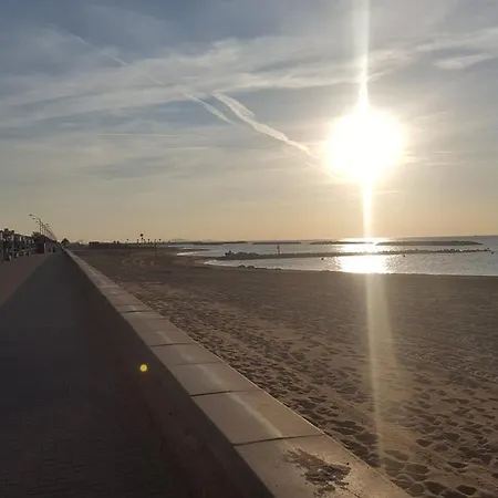 Camping Les Sables Du Midi Valras-Plage